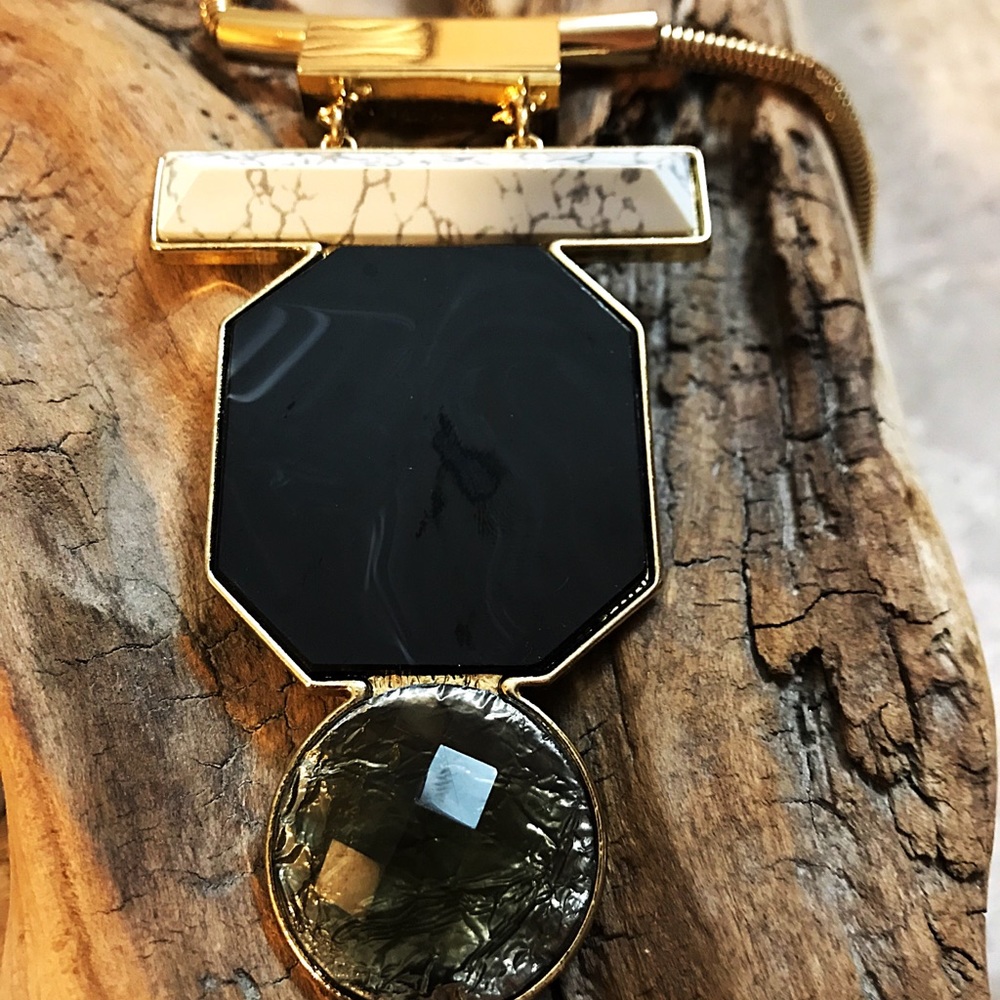 Necklace - Picture 4 of 4